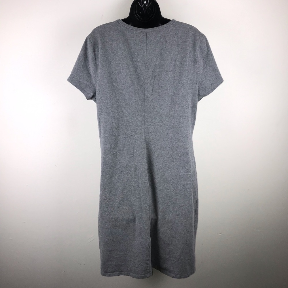 Old Navy Fitted V- Neck Tee Dress - Picture 3 of 4